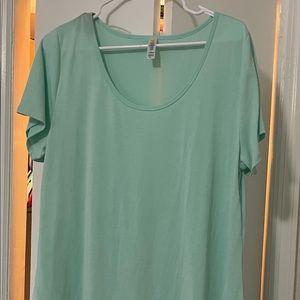 Lularoe shirt